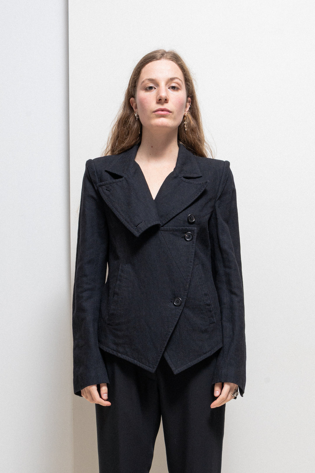 ANN DEMEULEMEESTER – L'OBSCUR