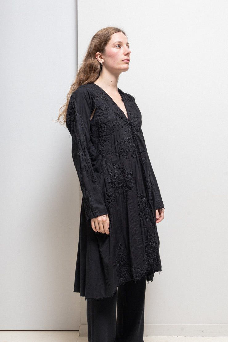 JUNYA WATANABE - SS05 Draped cotton jacket with floral embroideries and raw cut hems (runway)