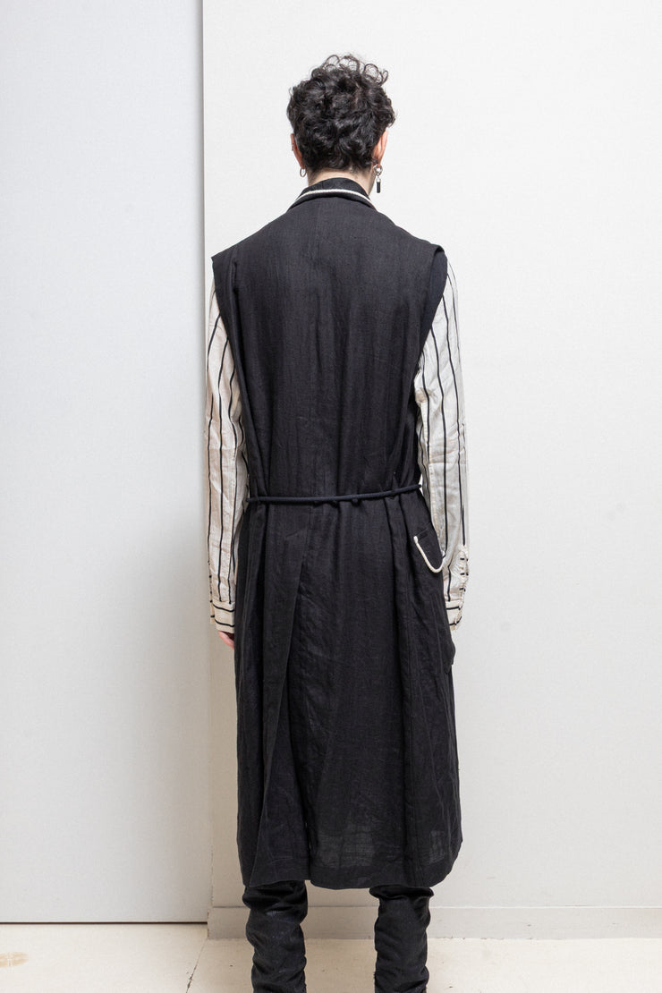 ANN DEMEULEMEESTER - SS19 Long vest with contrast piping, collar embroideries and rope straps (runway)
