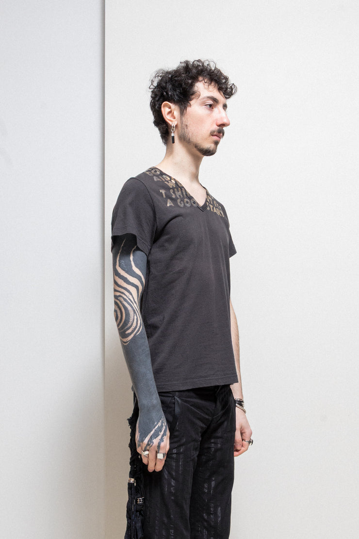 MARTIN MARGIELA - FW04 Golden letters aids campain t shirt