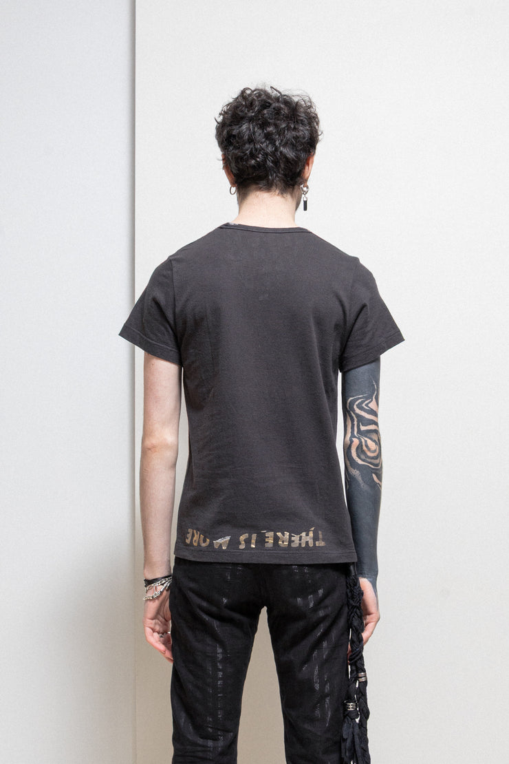 MARTIN MARGIELA - FW04 Golden letters aids campain t shirt