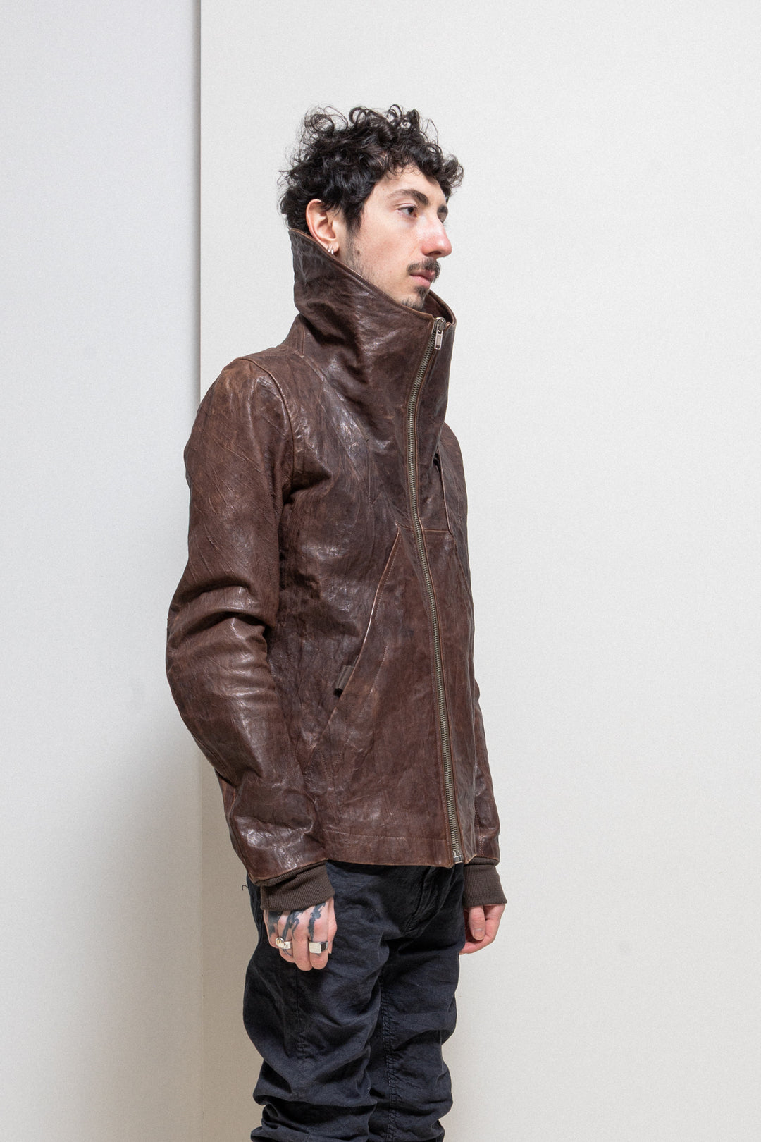 RICK OWENS - FW09 « CRUST » Bitter lamb leather jacket with hidden