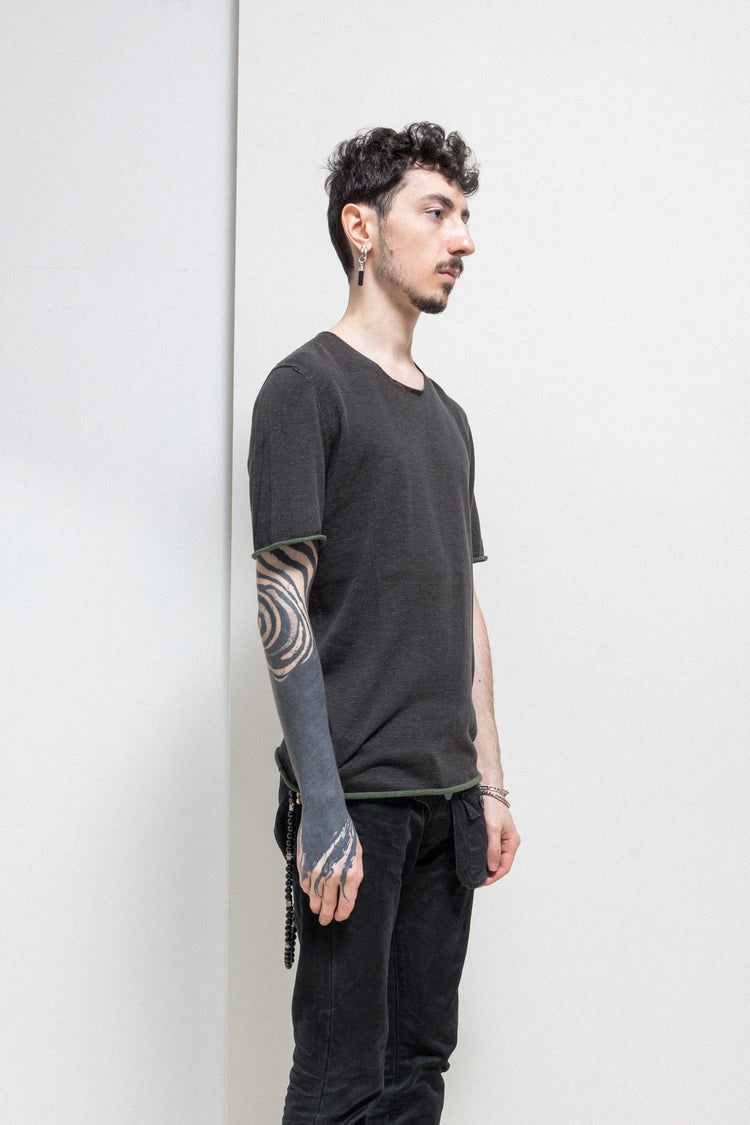 トップス label under construction reversible knit LABEL UNDER CONSTRUCTION - Reversible knitted tee – L'OBSCUR