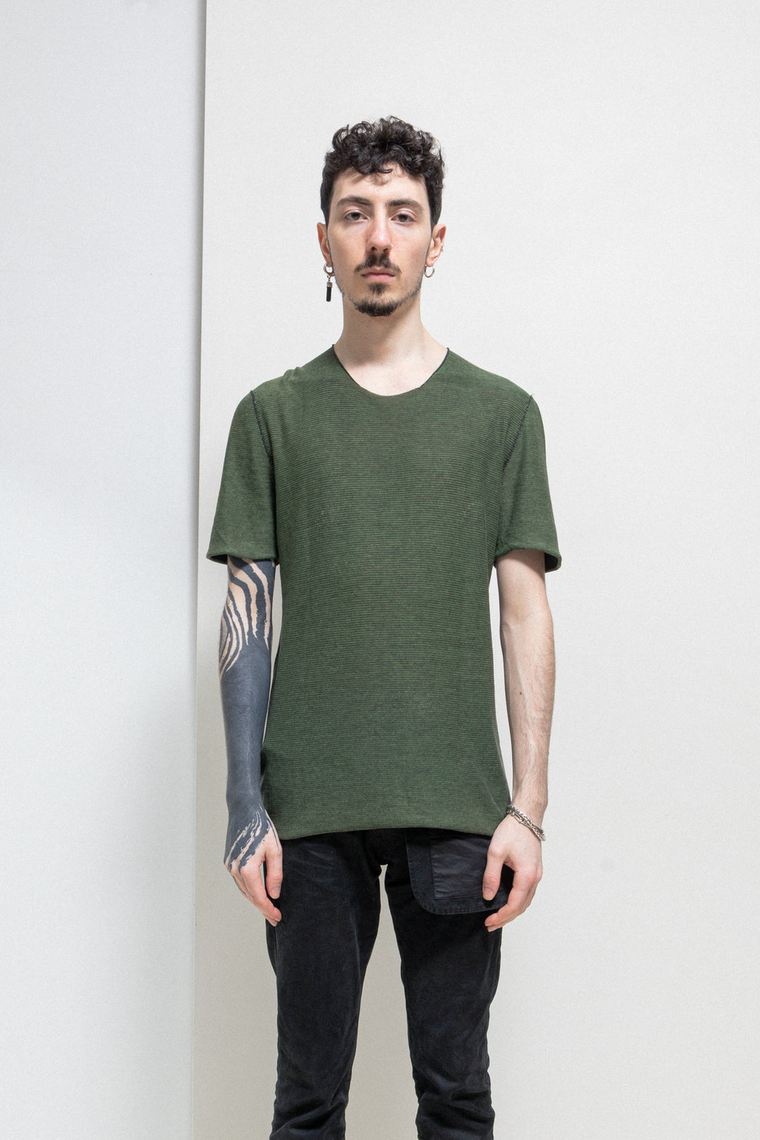 LABEL UNDER CONSTRUCTION - Reversible knitted tee – L'OBSCUR