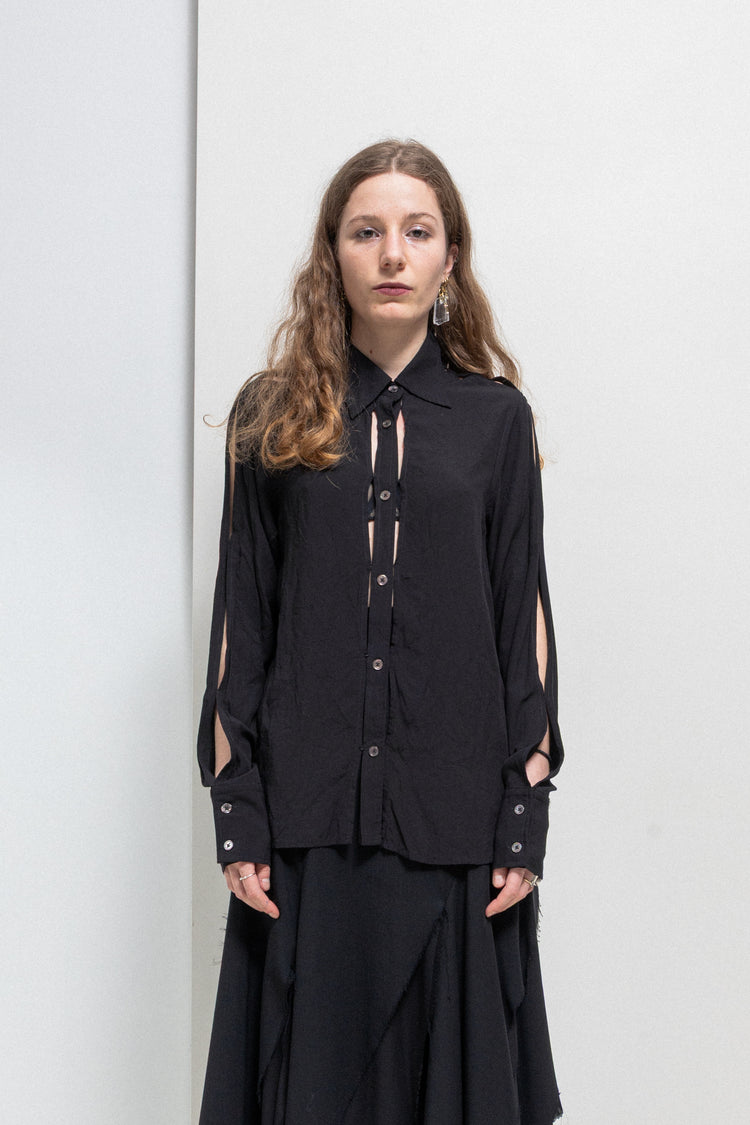 ANN DEMEULEMEESTER - SS20 Button up shirt with cutout details