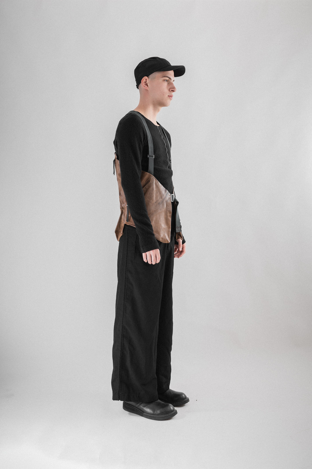 BORIS BIDJAN SABERI - Leather apron vest – L'OBSCUR