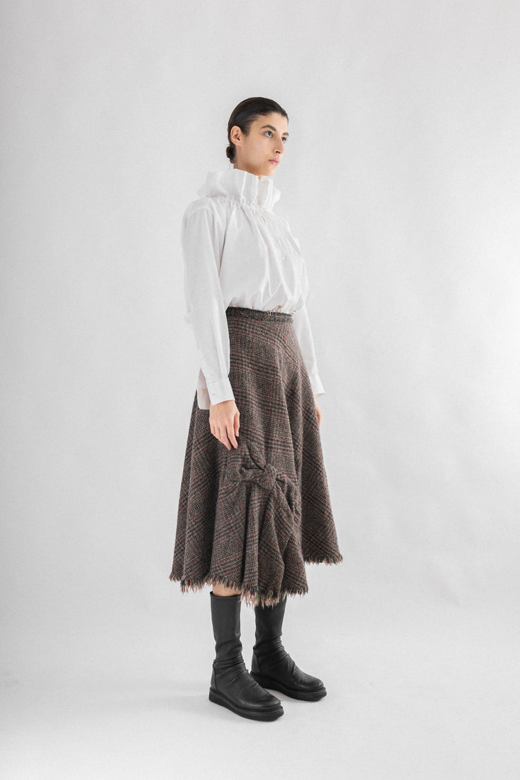 JUNYA WATANABE リボン付き縮絨スカート JUNYA WATANABE - FW03 Distressed tartan bow skirt (runway) – L'OBSCUR