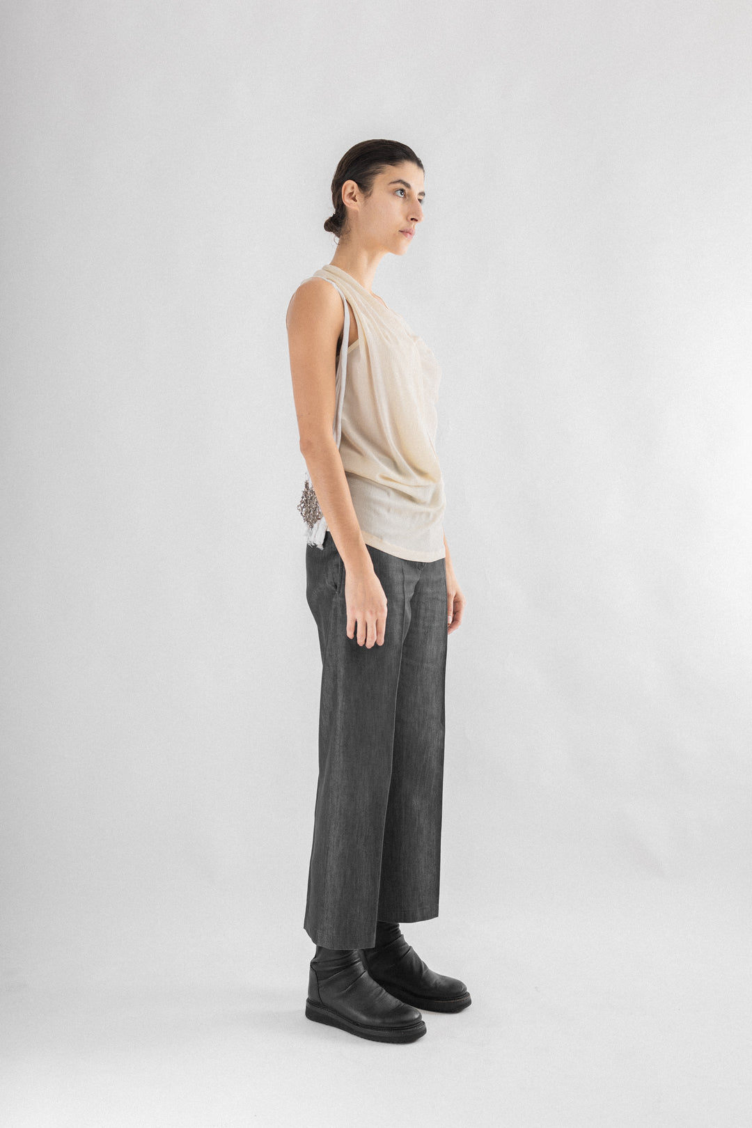 ANN DEMEULEMEESTER - SS06 White cotton vest with silver jewelry