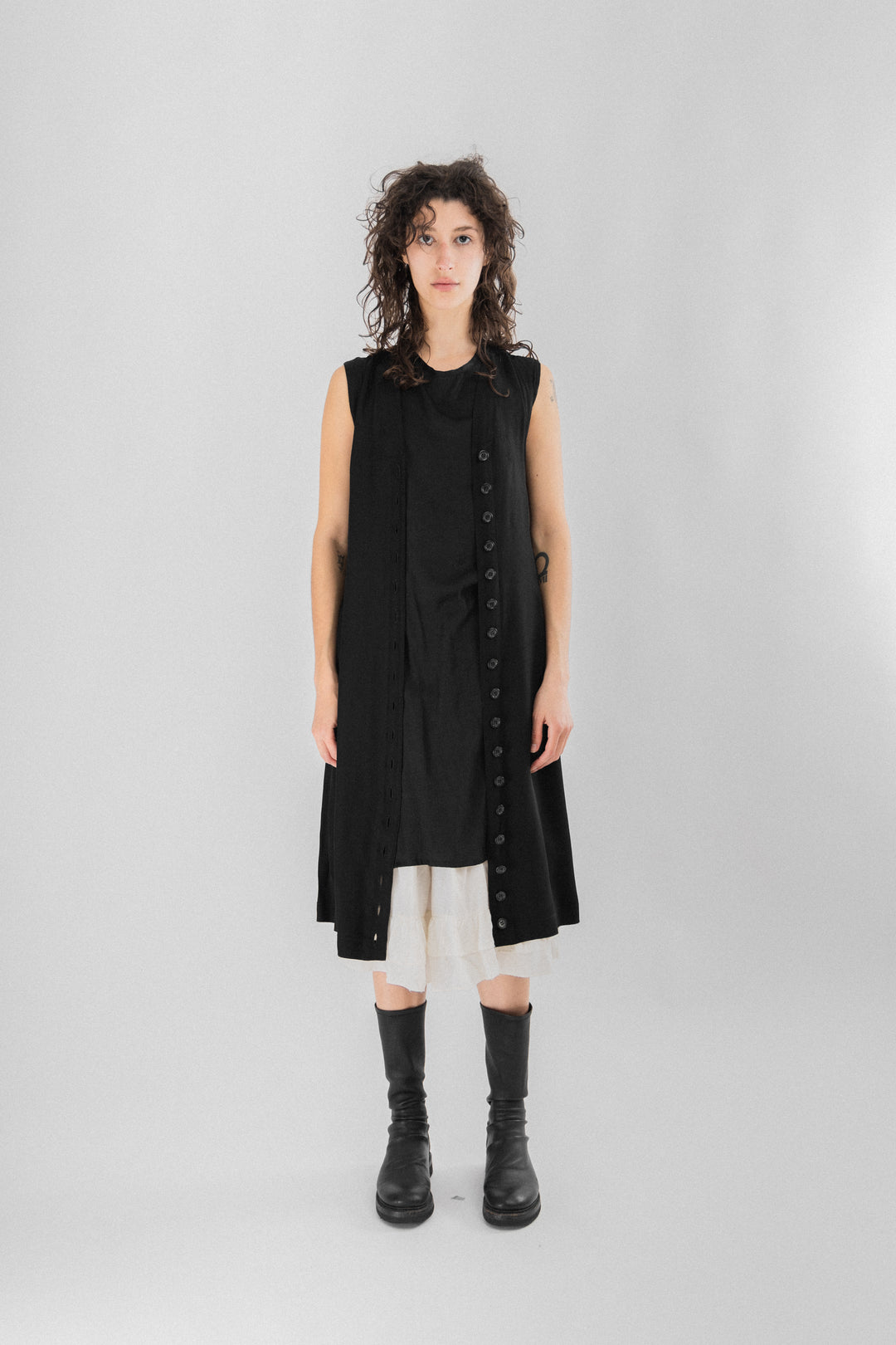 トップス 15AW ANN DEMEULEMEESTER Switching Vest Ann Demeulemeester black draped vest with standing collar
