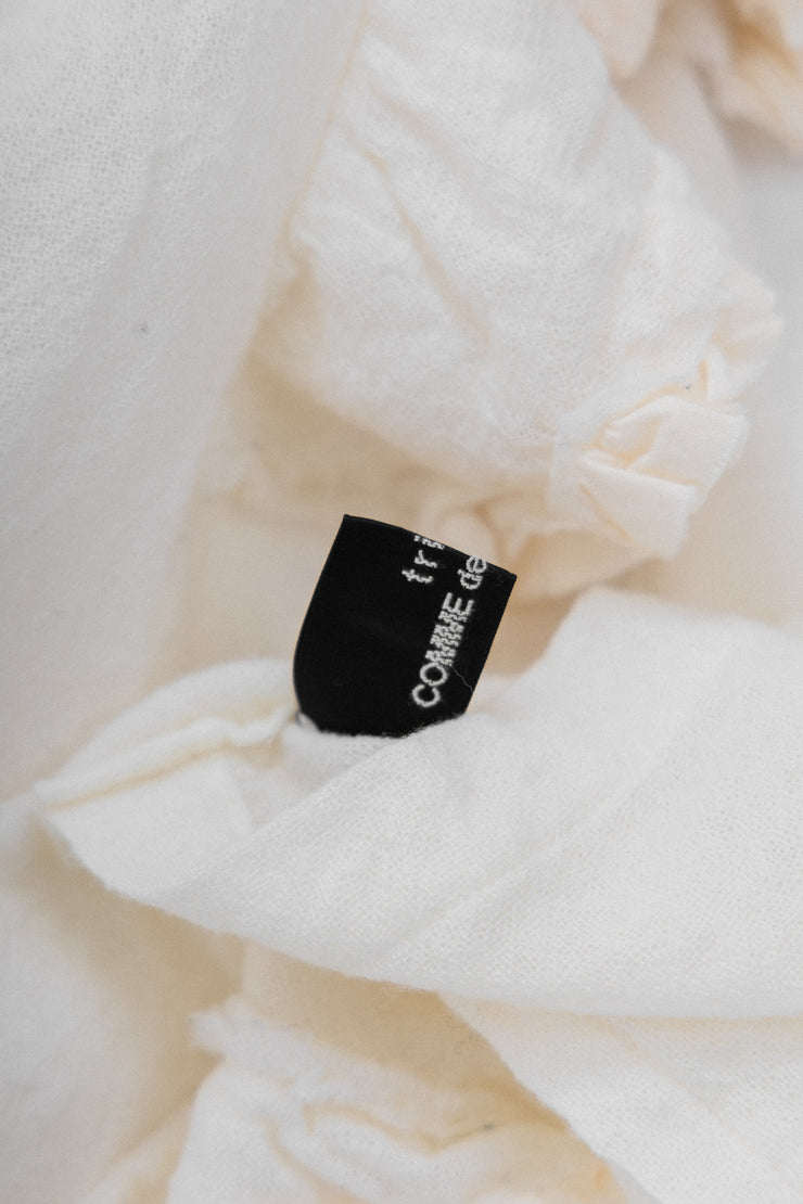 COMME DES GARCONS - TRICOT FW05 "Broken Bride" Ruffled wool scarf