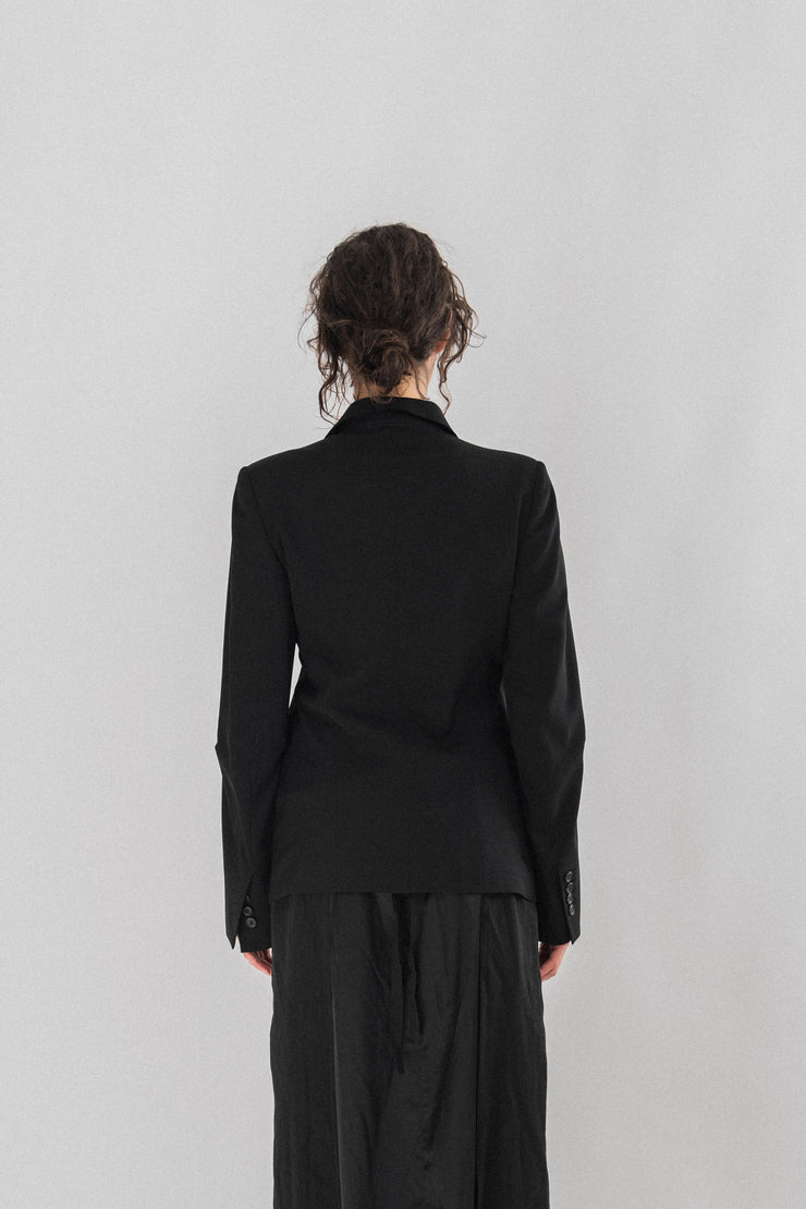 ANN DEMEULEMEESTER - FW00 Black jacket with frayed hems (runway)