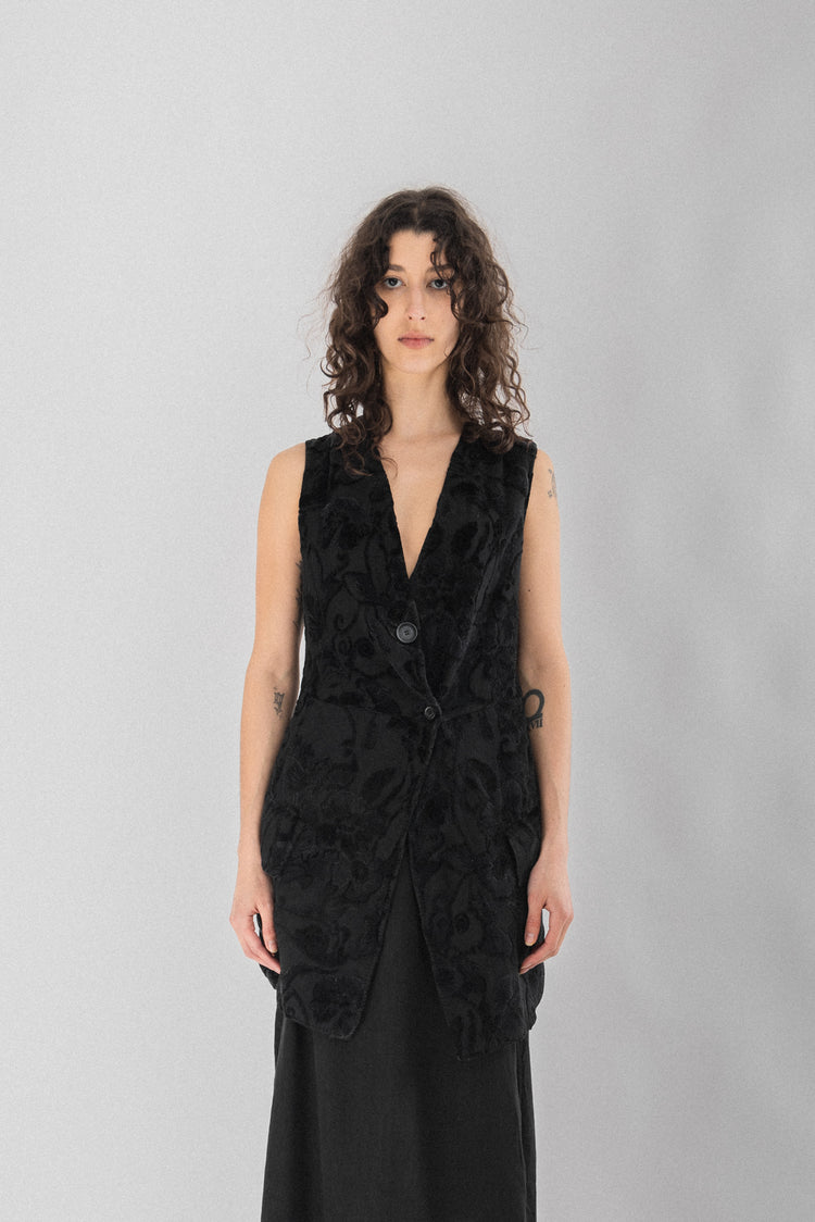 ANN DEMEULEMEESTER - FW94 Velvet patterned long vest (runway) – L