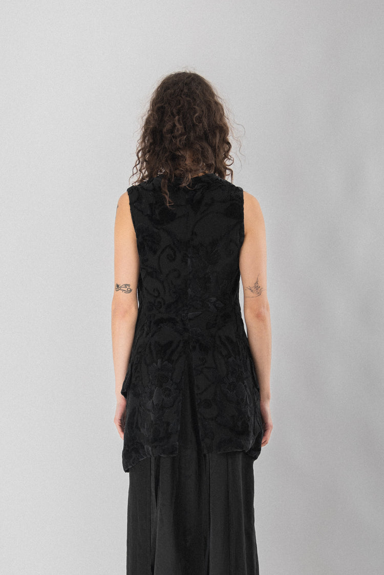 ANN DEMEULEMEESTER - FW94 Velvet patterned long vest (runway) – L