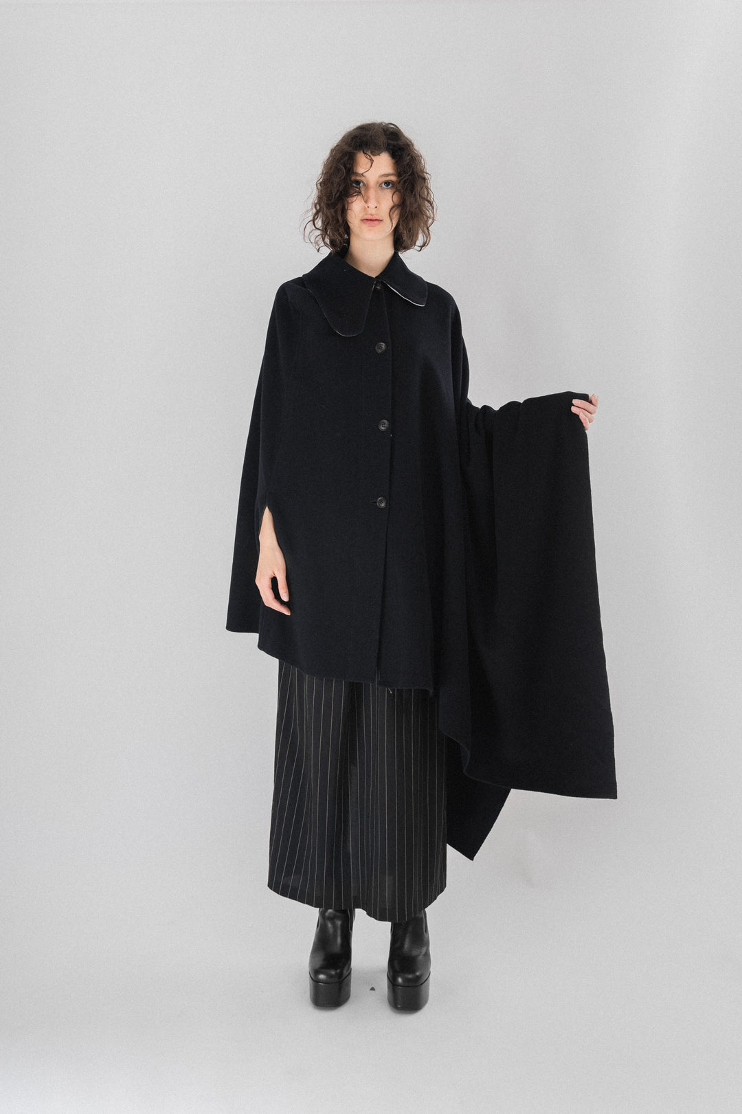 YOHJI YAMAMOTO - FW05 Asymmetrical wool cloak – L'OBSCUR